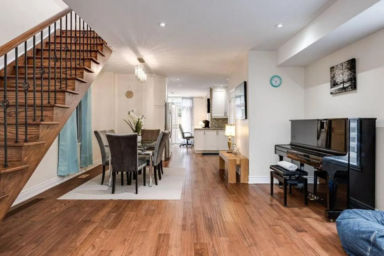 Holiday home 3Br Casa Close To Woodbine Beach With Deck Area And Wfh Toronto